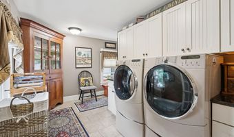 709 High St, Bath, ME 04530