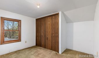425 S Cedar St, Allegan, MI 49010