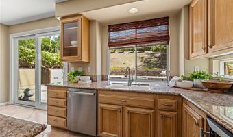 7520 E Toyon Ln, Anaheim, CA 92808