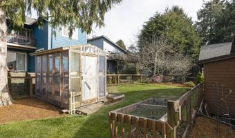 126 N OCEAN Ave, Rockaway Beach, OR 97136