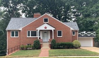 2356 S PIERCE St, Arlington, VA 22202