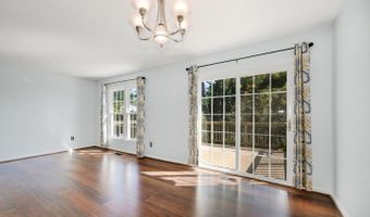 5940 BERKSHIRE Ct, Alexandria, VA 22303