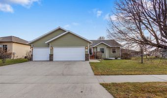 1415 Nicklaus Dr, Aberdeen, SD 57401
