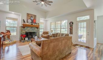8718 Ponderosa Pine Dr, Beulah, CO 81023