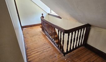 30 River Rd, Arlington, VT 05250