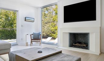 47 Deerfield Ln, Amagansett, NY 11930