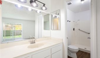 308 Retreat Ct, Fallbrook, CA 92028