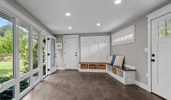 7 Lee Rd, Barrington, RI 02806