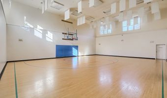 28 Crestview Ln 28, Danbury, CT 06810
