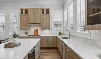 14971 Oak St, Addison, TX 75001