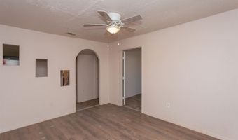 805 W Washington Ave, Artesia, NM 88210
