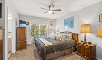 64 OAKTON Dr, Atco, NJ 08004