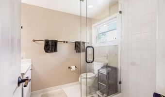 2460 Mershon Dr, Ann Arbor, MI 48103