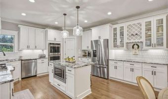 6290 Granbury Walk NW, Acworth, GA 30101