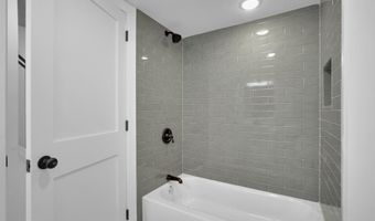2670 BRADDOCK St, Philadelphia, PA 19125