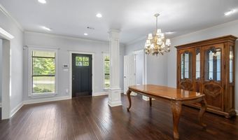 4051 Whitney Ln, Benton, AR 72019