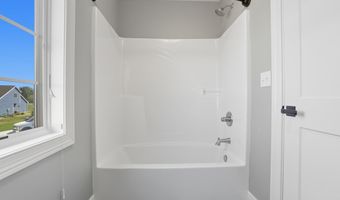1701 Birch Run, Auburn, IN 46706