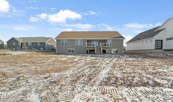 5727 N YOSEMITE Ln, Appleton, WI 54913