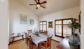 15606 NAPA Ln, Brookings, OR 97415