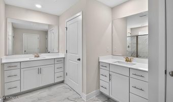 500 Central Ave, Atlantic Highlands, NJ 07716
