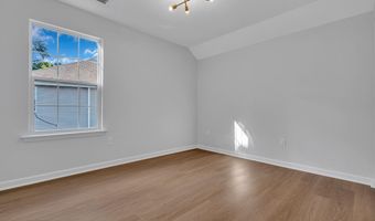 11 Orchid Ln, Barnegat, NJ 08005