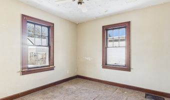 1525 Noble St, Anderson, IN 46016