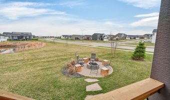 2357 Stonewood Ct SW, Altoona, IA 50009