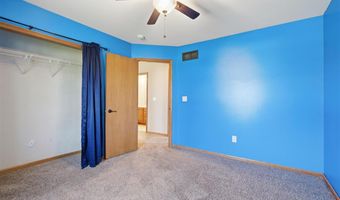 89 Cardinal Ave, Atkins, IA 52206