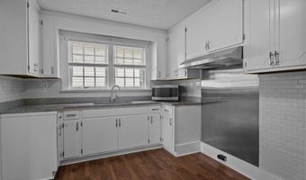 6188 Deans St, Bailey, NC 27807