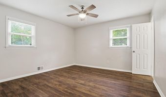 1045 Knollwood Acres Rd, Boiling Springs, SC 29316