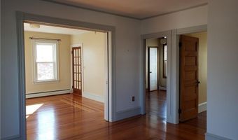 40 E Barrows St 2, Cumberland, RI 02864