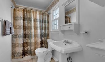 1005 HYDE PARK Dr, Annapolis, MD 21403