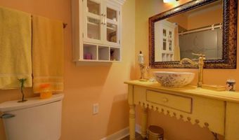 2924 VIRGINIA Ave, Baltimore, MD 21215