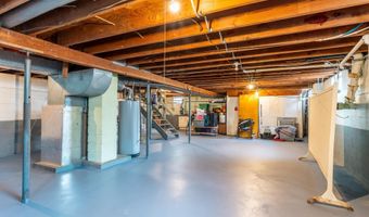 109 N Elm St, Albion, IN 46701