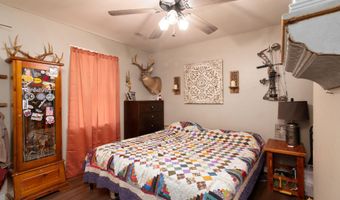 1275 Highway Dd, Ava, MO 65608
