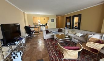 9 Hawthorne Place 4B, Boston, MA 02114