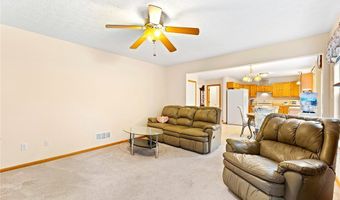 3134 Shelton Ct, Akron, OH 44312