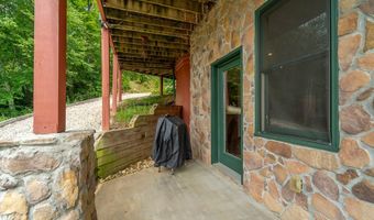 1188 Tobacco Branch Rd, Almond, NC 28702