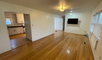 105 Lincoln Hts, Alum Creek, WV 25003