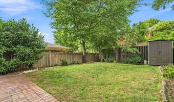 8 E MASONIC VIEW Ave, Alexandria, VA 22301