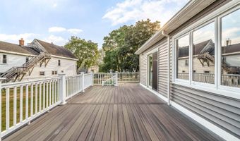 123 Mount Hope Ave, Bangor, ME 04401