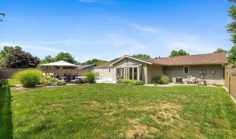 415 Duryea Dr, Auburn, IN 46706