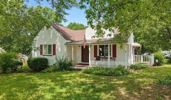2755 Springfield Lake Dr, Akron, OH 44312