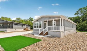 7368 NE BERWICK Dr #7, Ankeny, IA 50021