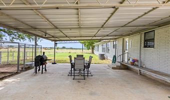 1411 Parker Dairy Rd, Alvord, TX 76225