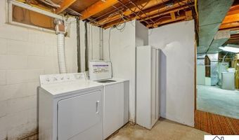 1614 Gateway Dr, Albert Lea, MN 56007