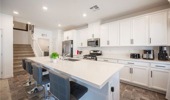 7228 N Decatur Blvd 4, Las Vegas, NV 89131