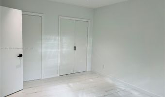 1155 102nd St 9, Bay Harbor Islands, FL 33154