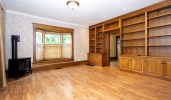 656 County Road 1302, Ashland, OH 44805