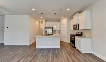 212 Station Overlook Dr, Auburn, GA 30011